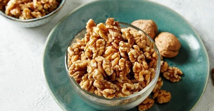 Adding Just a Small Handful of Walnuts Can Have Dietary Benefits for the Whole Family